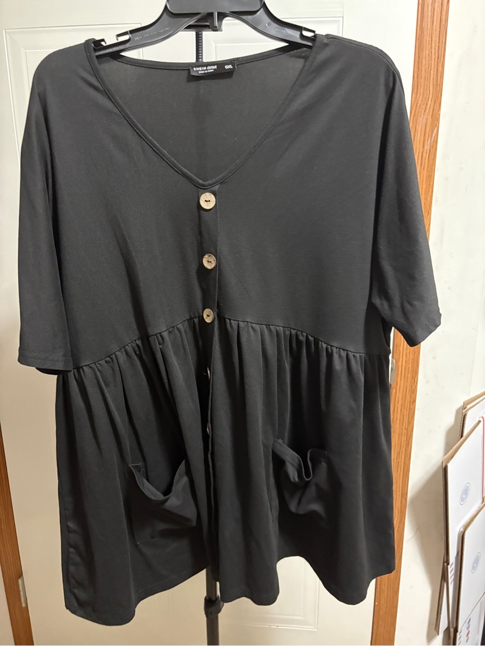 SHEIN Black Button-Front Babydoll Tunic with Pockets